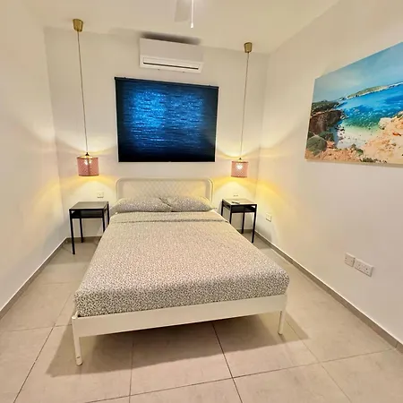Adira Bay Hideaway - Fast Wifi And Office Appartement