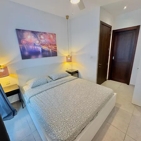 Apartman Adira Bay Hideaway - Fast Wifi And Office Is-Sellum