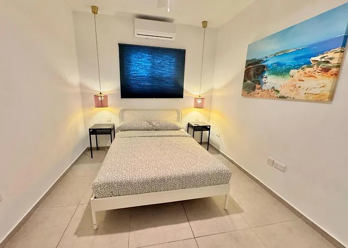 Adira Bay Hideaway - Fast Wifi And Office 아파트
