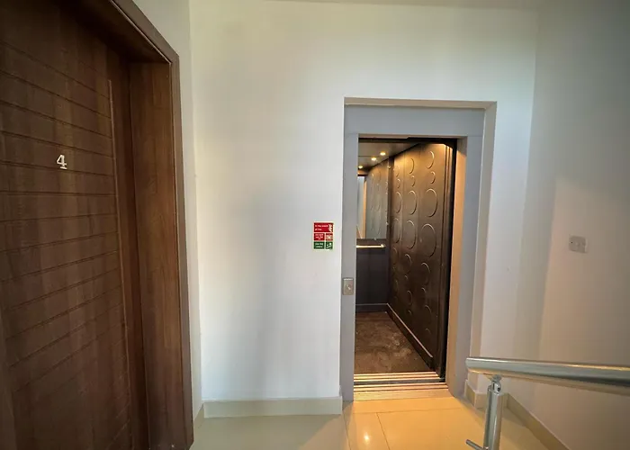 아파트 Adira Bay Hideaway - Fast Wifi And Office Is-Sellum